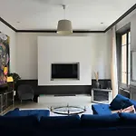 Stylish Town House With 3 Bedrooms And Private Parking カンヌ