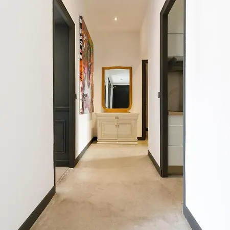Stylish Town House With 3 Bedrooms And Private Parking Апартаменты Канны
